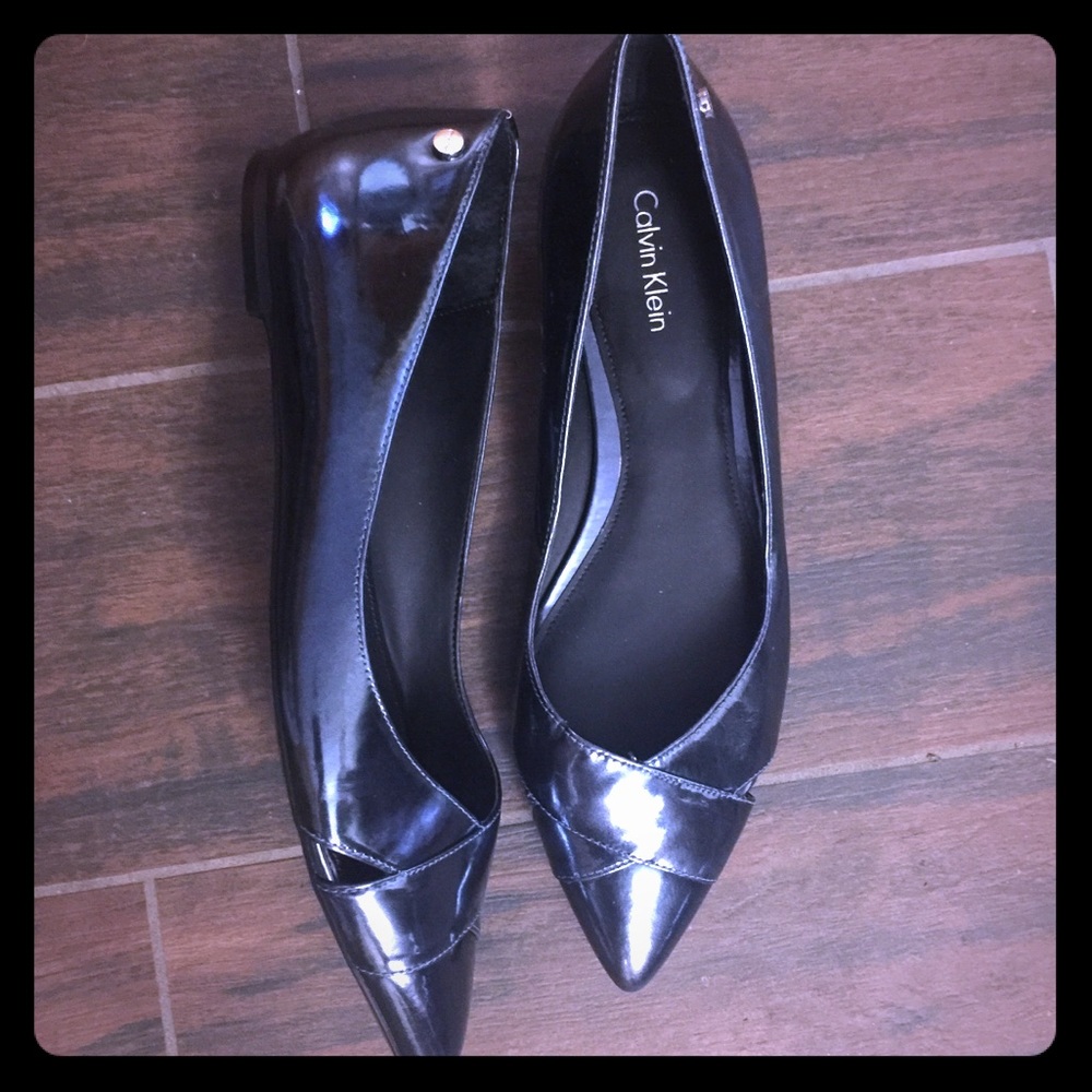 CALVIN KLEIN FLATS